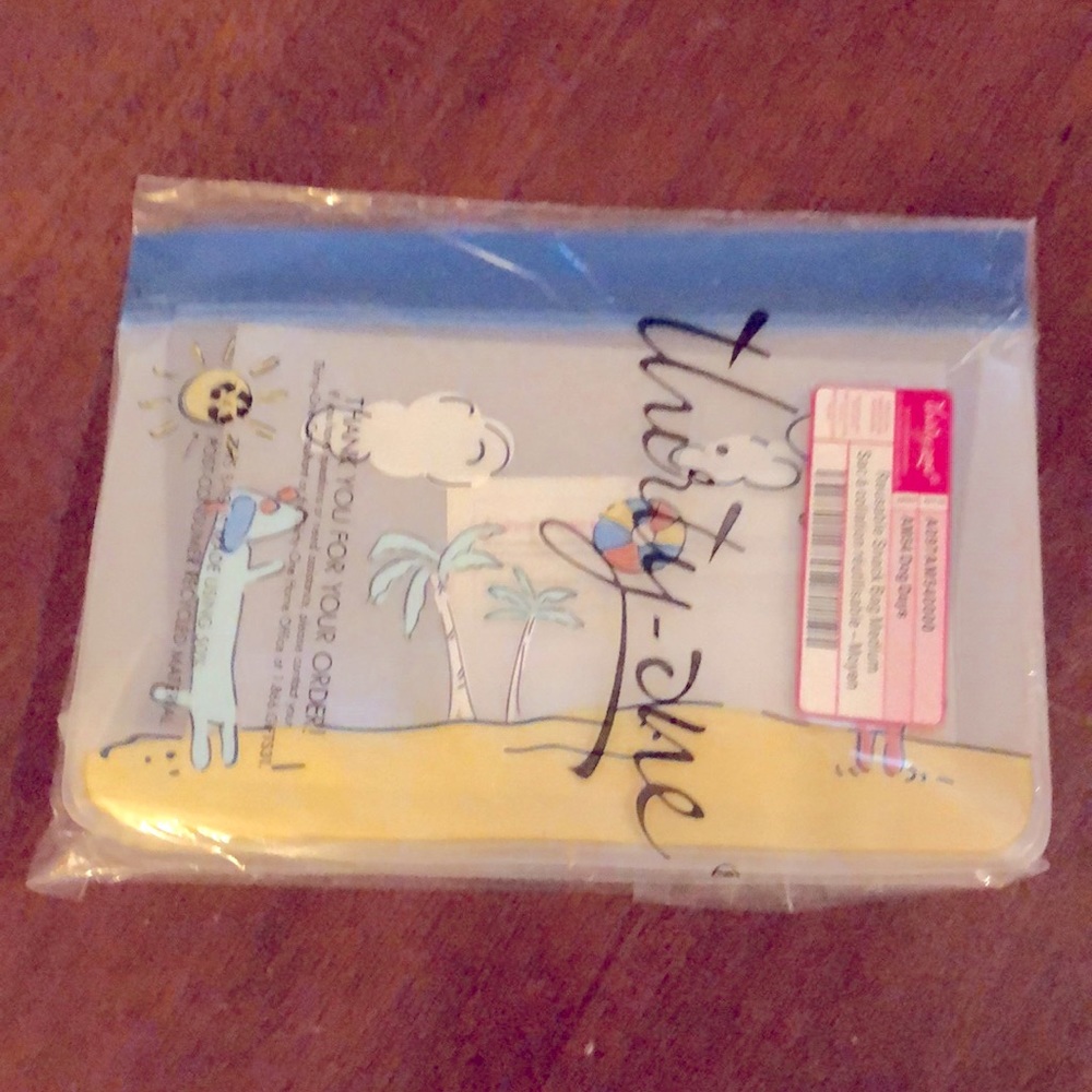 COPY - Thirty-one Reusable Snack Bag Medium size, in Dog Days